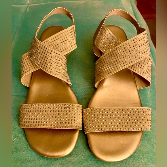 Comfort Plus by PREDICTIONS™ gold rhinestone sandals. - Picture 3 of 12